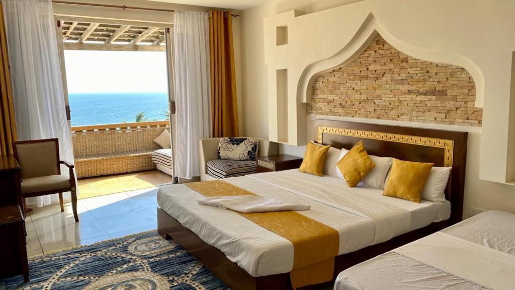 3⋆ COOL BREEZE BEACHFRONT-SHANZU APARTMENTS ≡ Mombasa, Kenya ≡ Lowest Booking Rates For Cool Breeze Beachfront-Shanzu Apartments in Mombasa